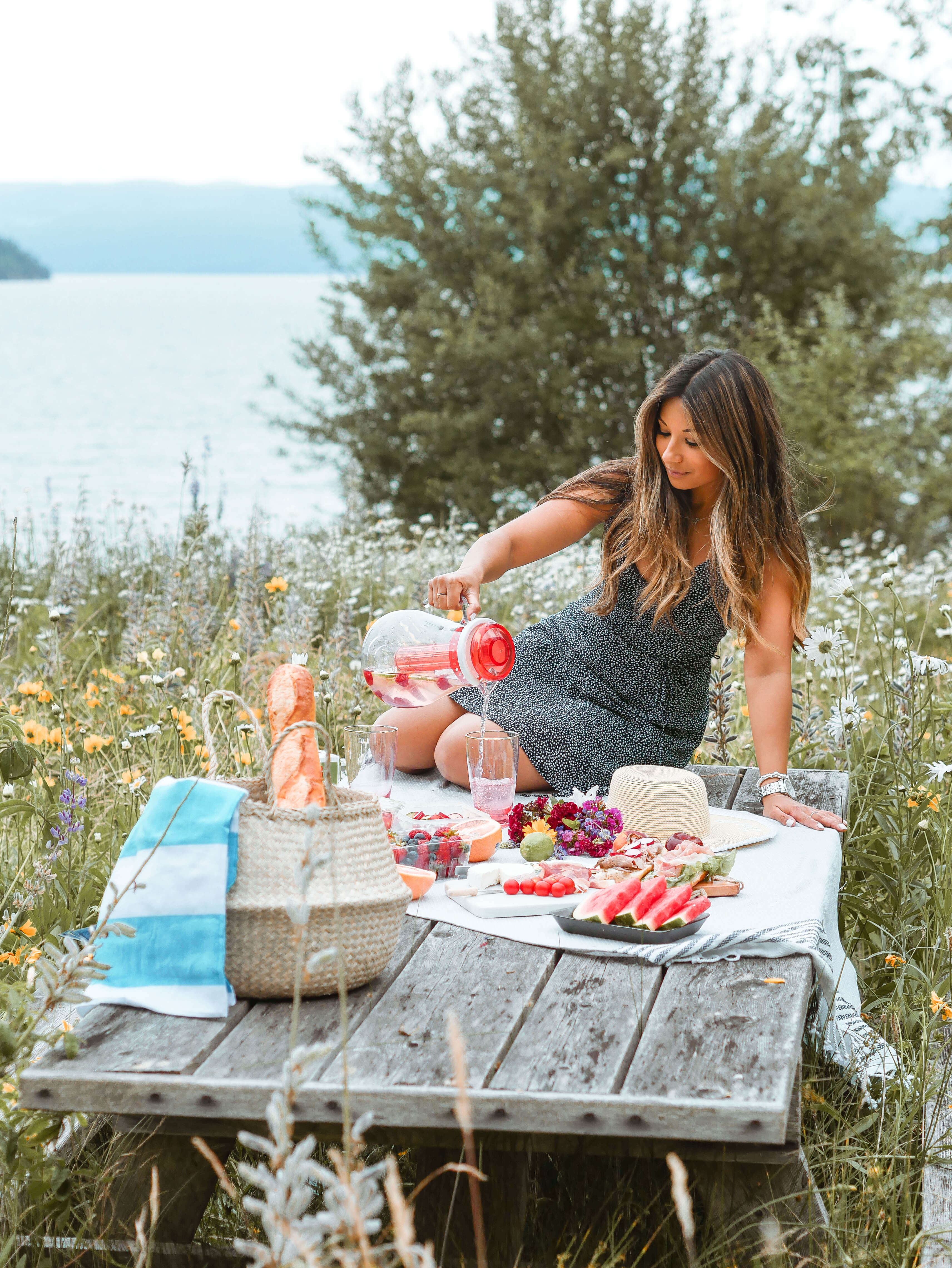 Essentials For The Perfect Summer Picnic